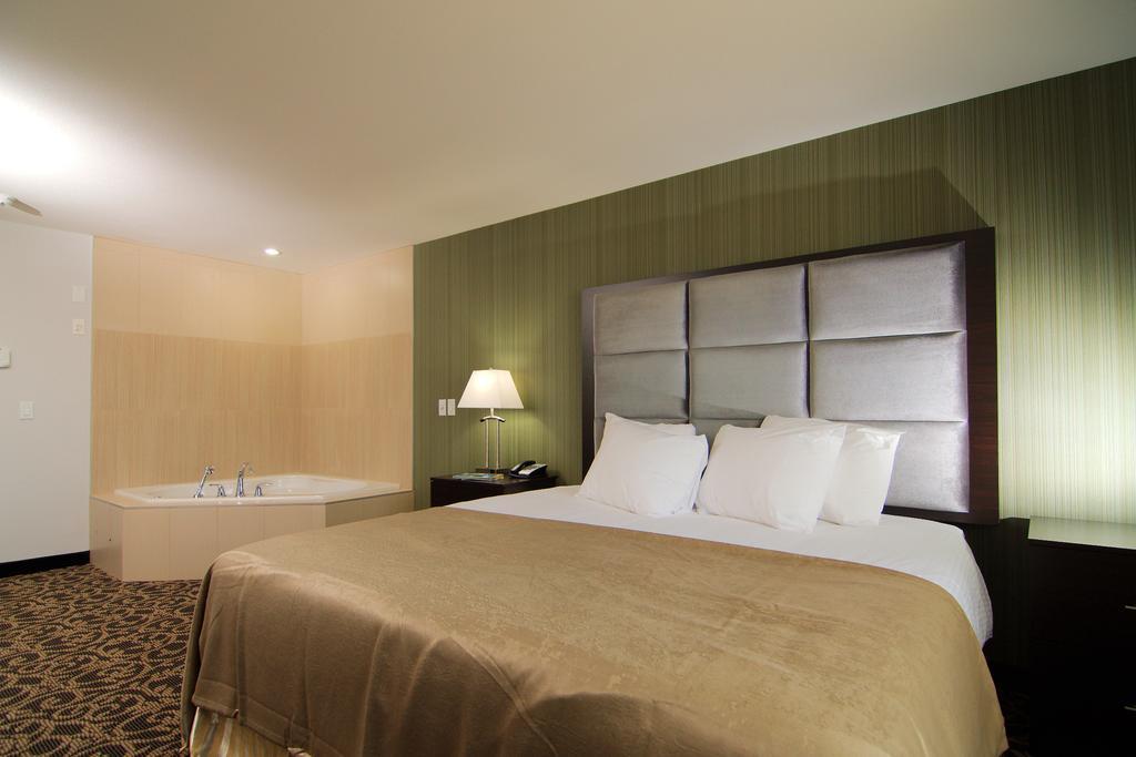 Paradise Inn And Suites Redwater Dış mekan fotoğraf