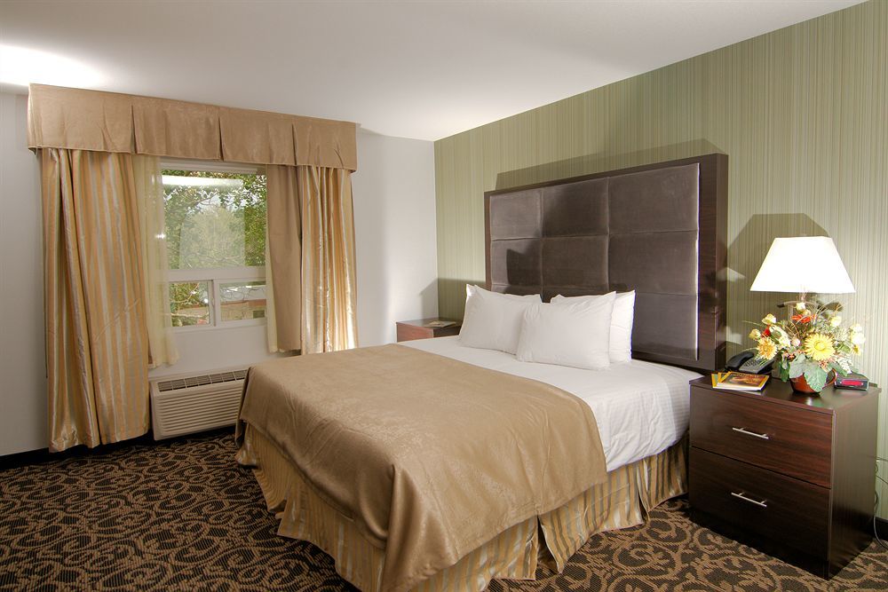 Paradise Inn And Suites Redwater Dış mekan fotoğraf