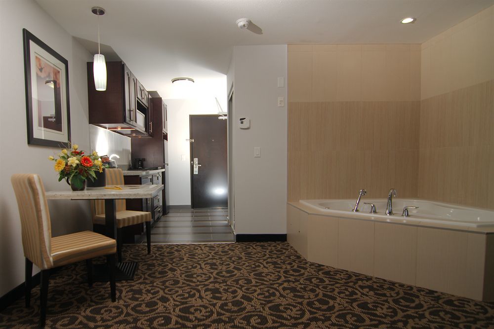 Paradise Inn And Suites Redwater Dış mekan fotoğraf